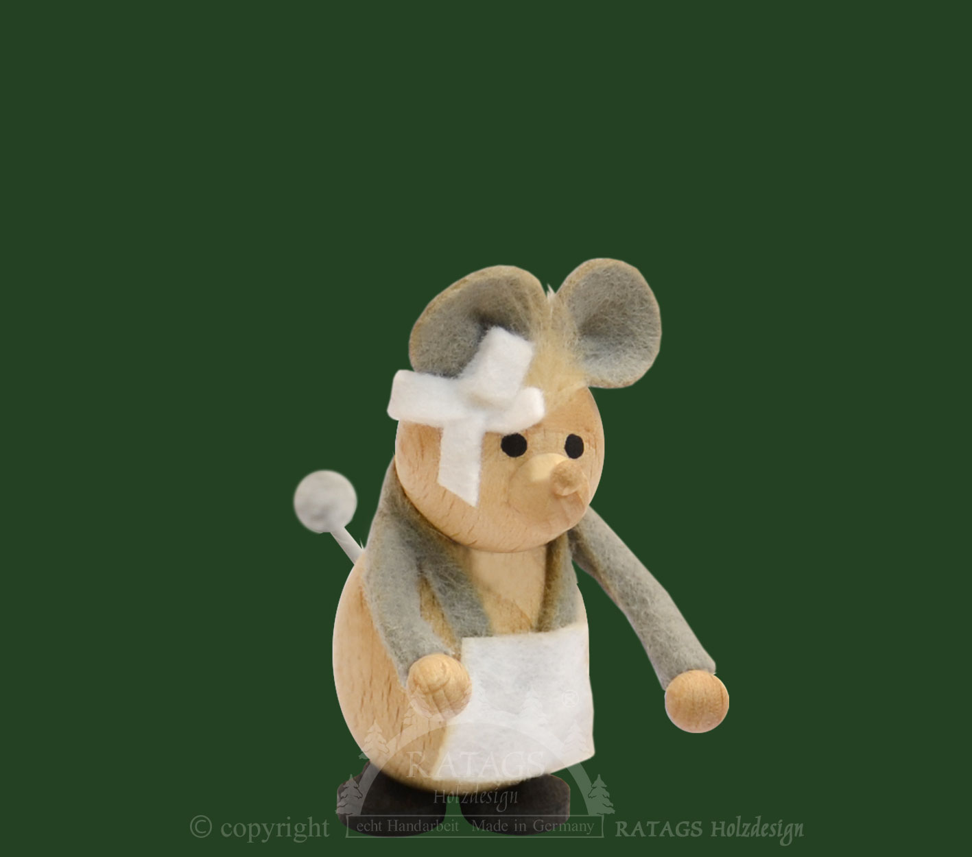 Mäuschenfräulein mit Schürze