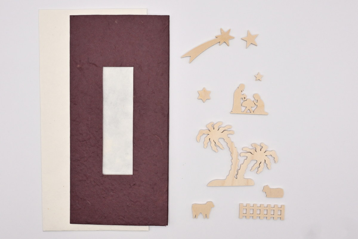 Karte, braun, mit Zubehör