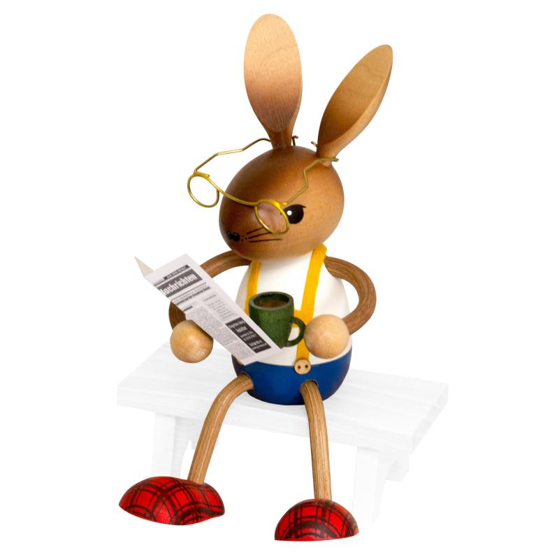 Hase mit Kaffee und Zeitung Hase mit Kaffee und Zeitung