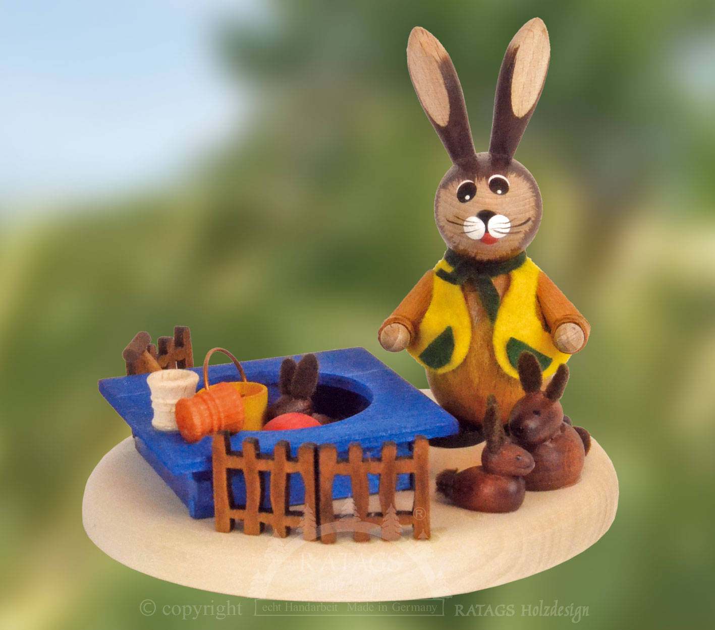 Hasenspielplatz mit Sandkasten Hasenspielplatz mit Sandkasten