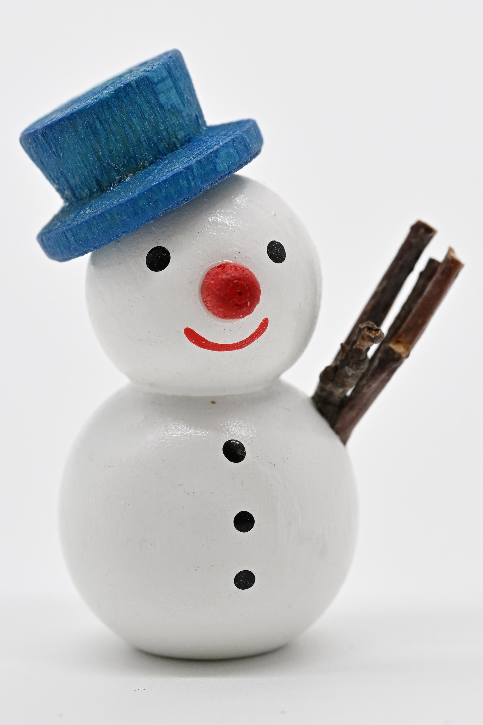 Schneemann weiß, blauer Hut, 3,5 cm Schneemann weiß, blauer Hut, 3,5 cm