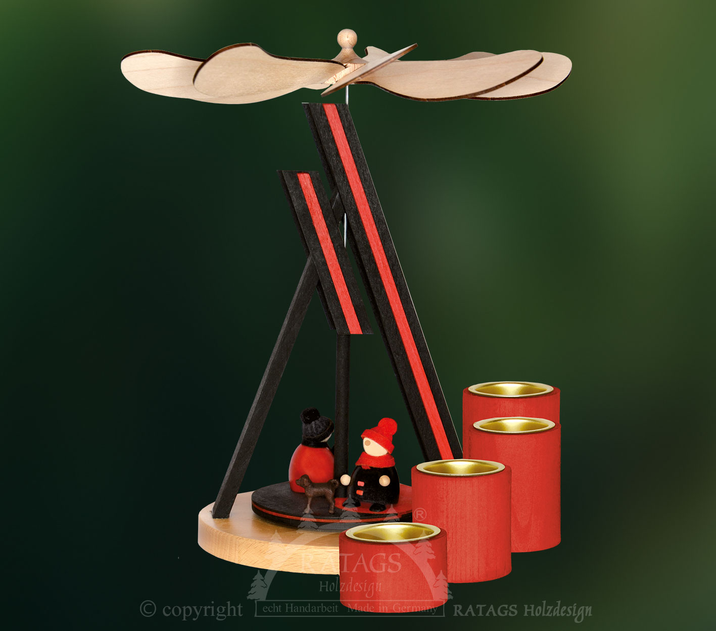 Yin-Yang Pyramide, Spaziergänger mit Hun 4 Teelichter