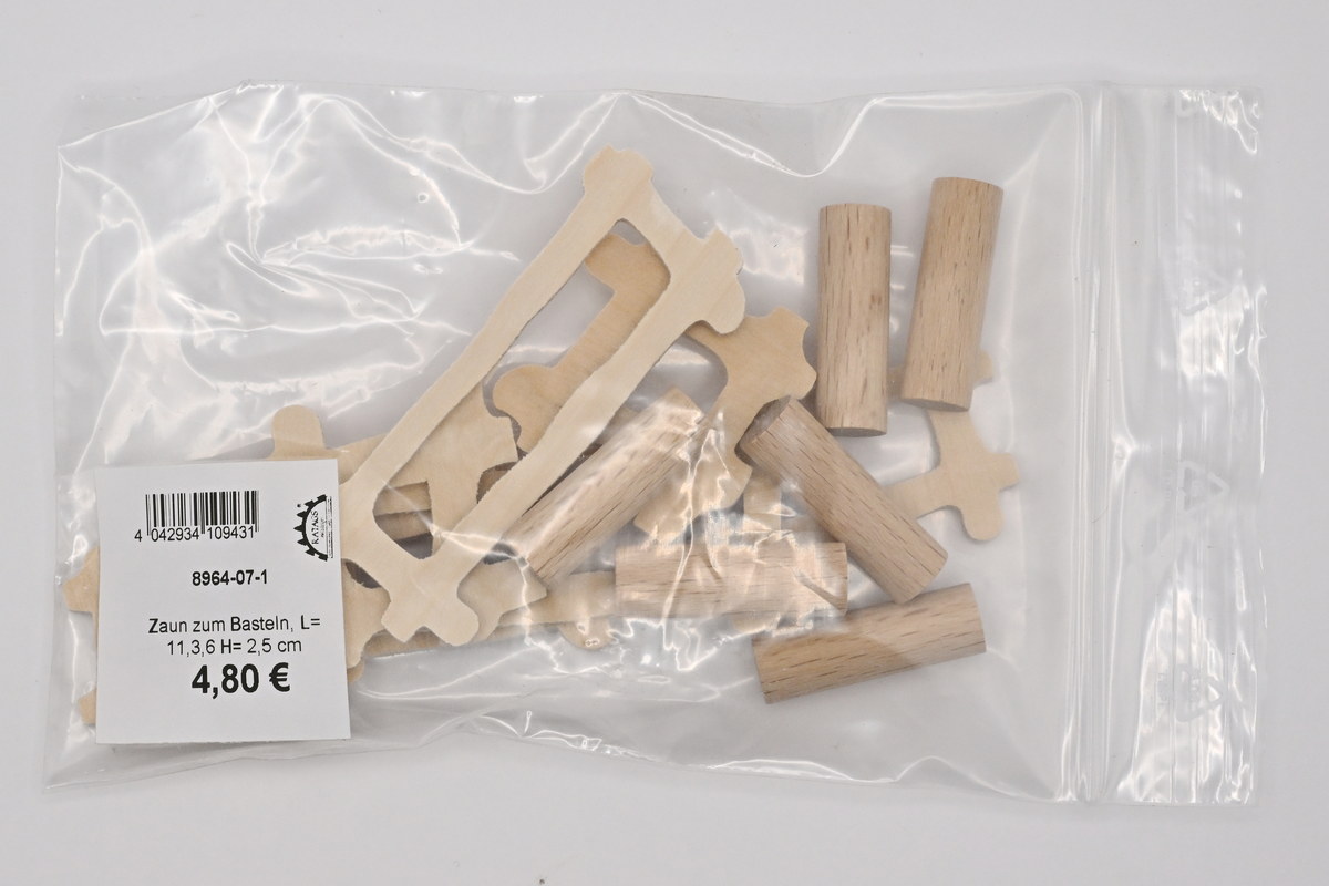 Zaun zum Basteln, L= 11,3,6 H= 2,5 cm Zaun zum Basteln, L= 11,3,6 H= 2,5 cm