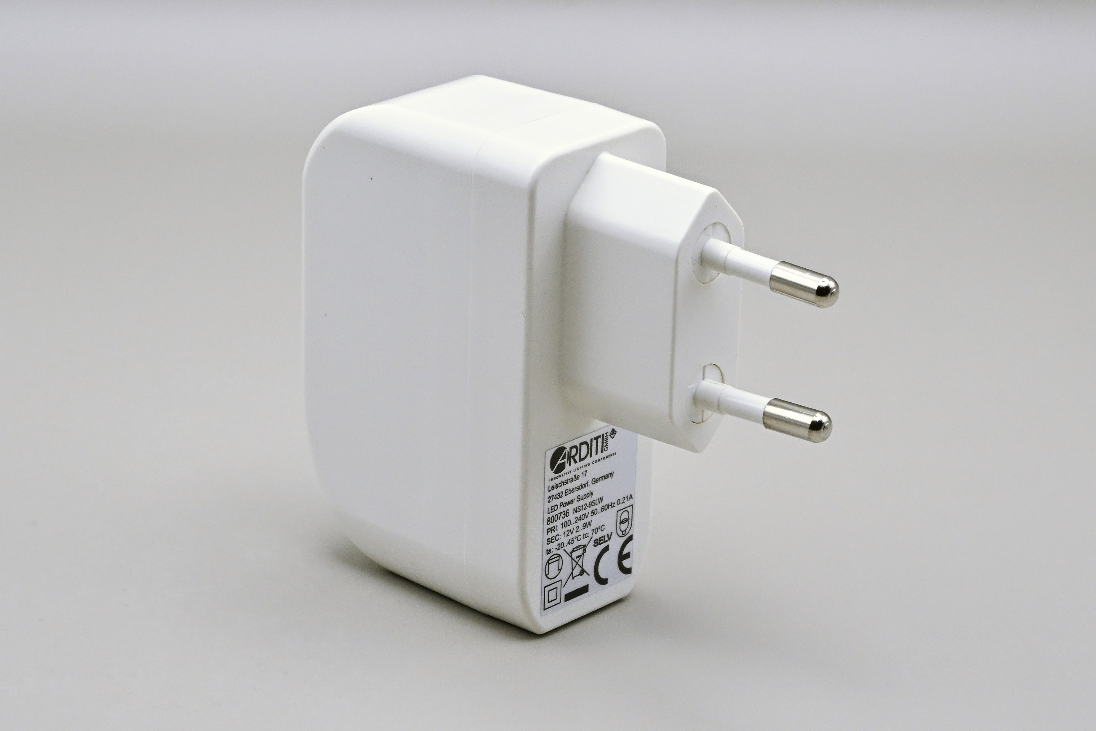 LED-Steckernetzgerät 12V/2 ... 9 W weiß NS 12-9SLW LED-Steckernetzgerät 12V/2 ... 9 W weiß NS 12-9SLW